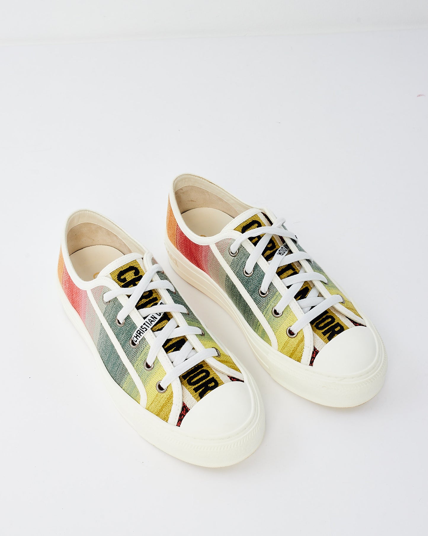 Dior Walk
N
Dior Multicolor Canvas Sneaker - 37