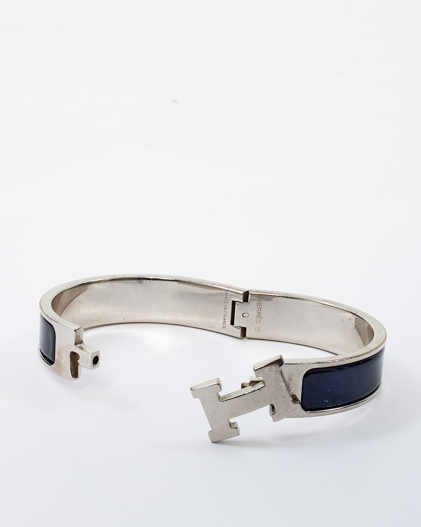 Hermès Black 
Silver Clic Bracelet - PM