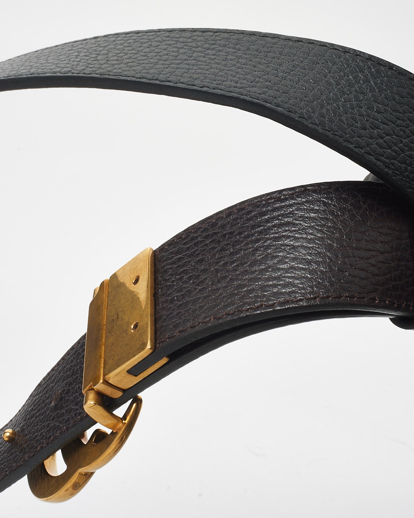 Gucci Black 
Brown Grained Leather Reversible GG Marmont Belt