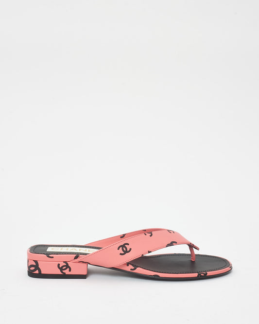 Chanel Pink 
Black Logo Leather 22S Flip Flop Sandals - 38.5