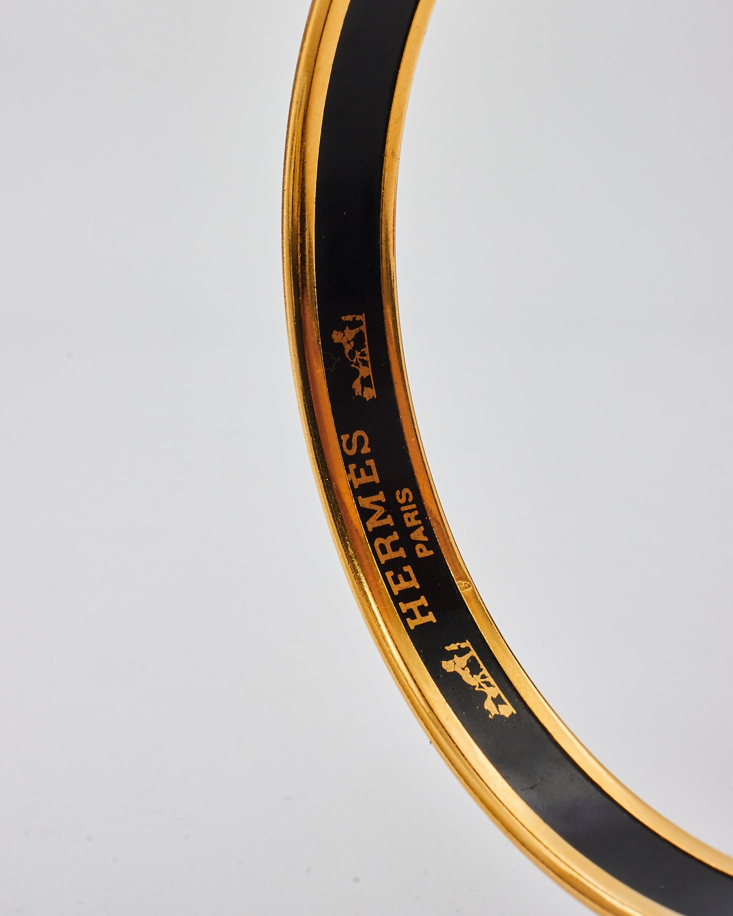 Hermès Gold 
Black Blue Pattern Enamel Thin Bangle