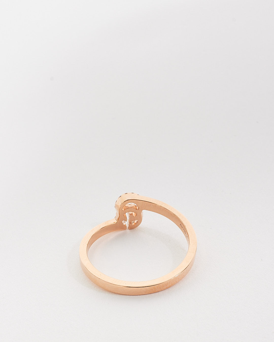 Gucci Rose Gold 
Diamond GG Running Diamond Ring - 5