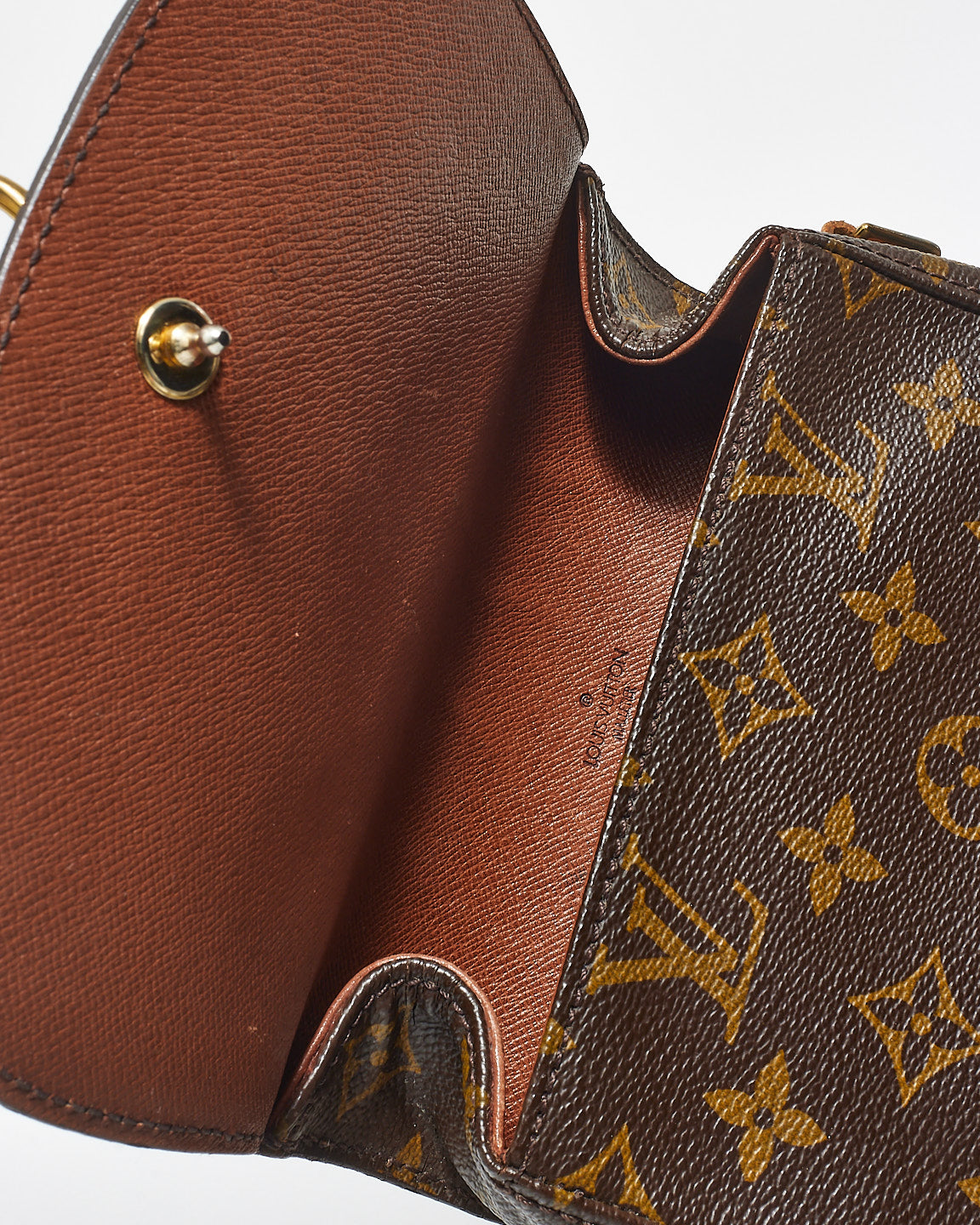 Louis Vuitton Vintage Monogram Canvas Saint Cloud Crossbody Bag