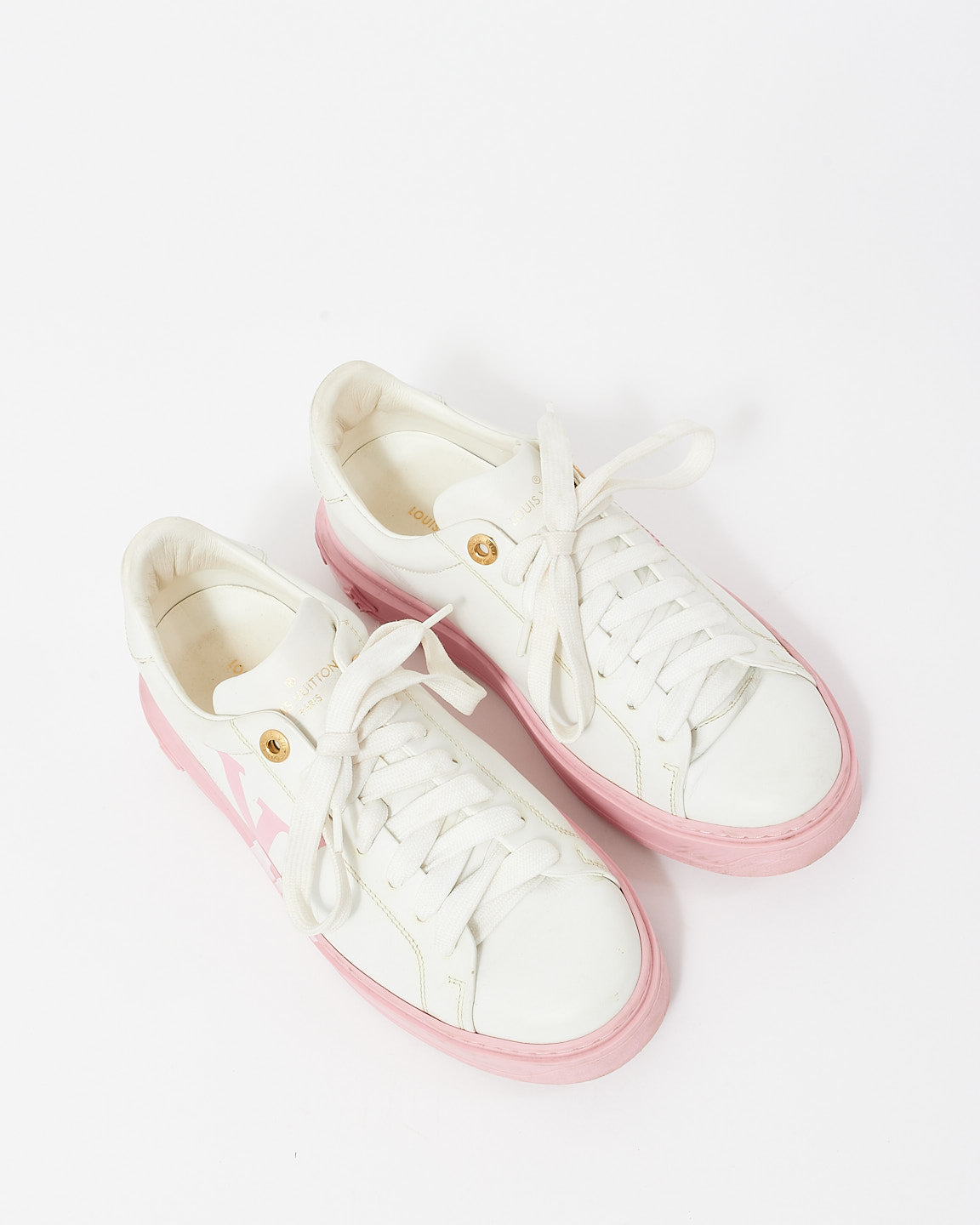 Louis Vuitton White 
Pink Leather Logo Time Out Platform Sneaker - 39