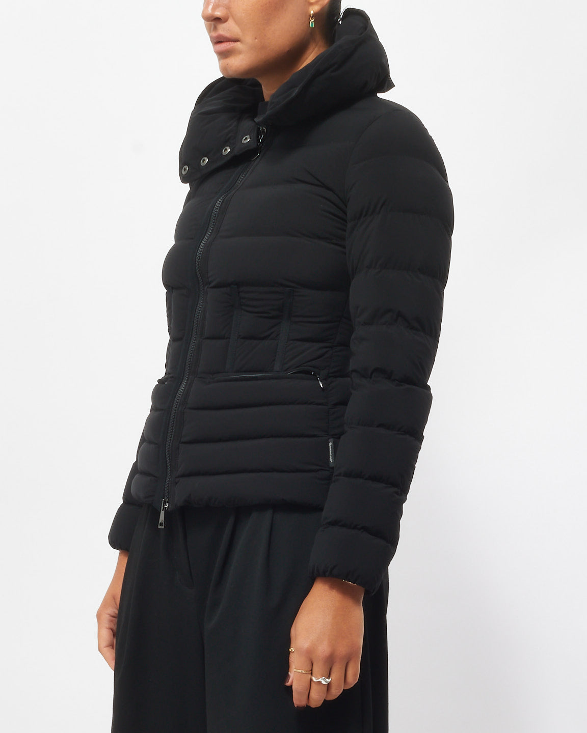 Moncler Black Nylon Fitted Down Jacket - 0