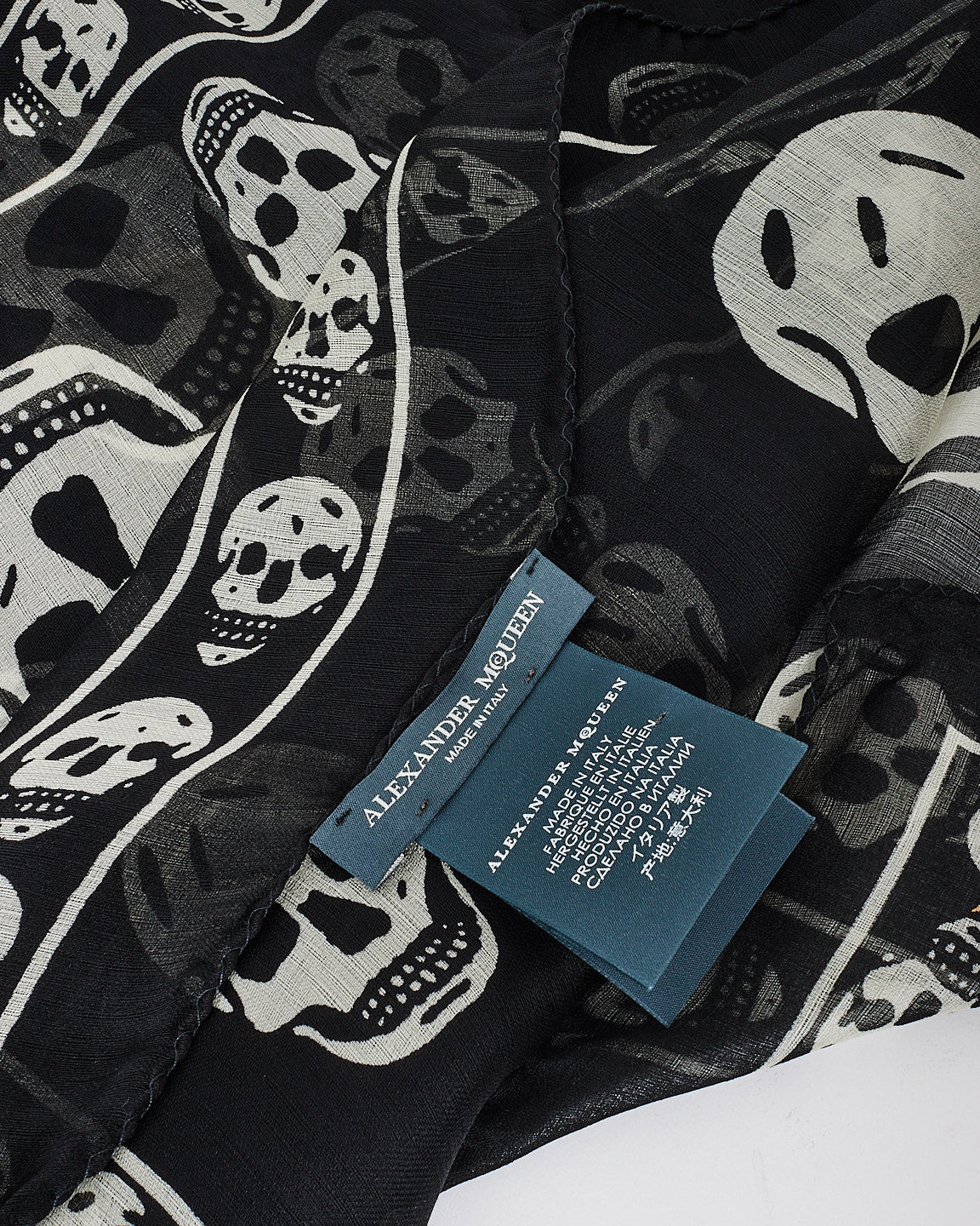 Alexander McQueen Black 
White Skull Chiffon Scarf