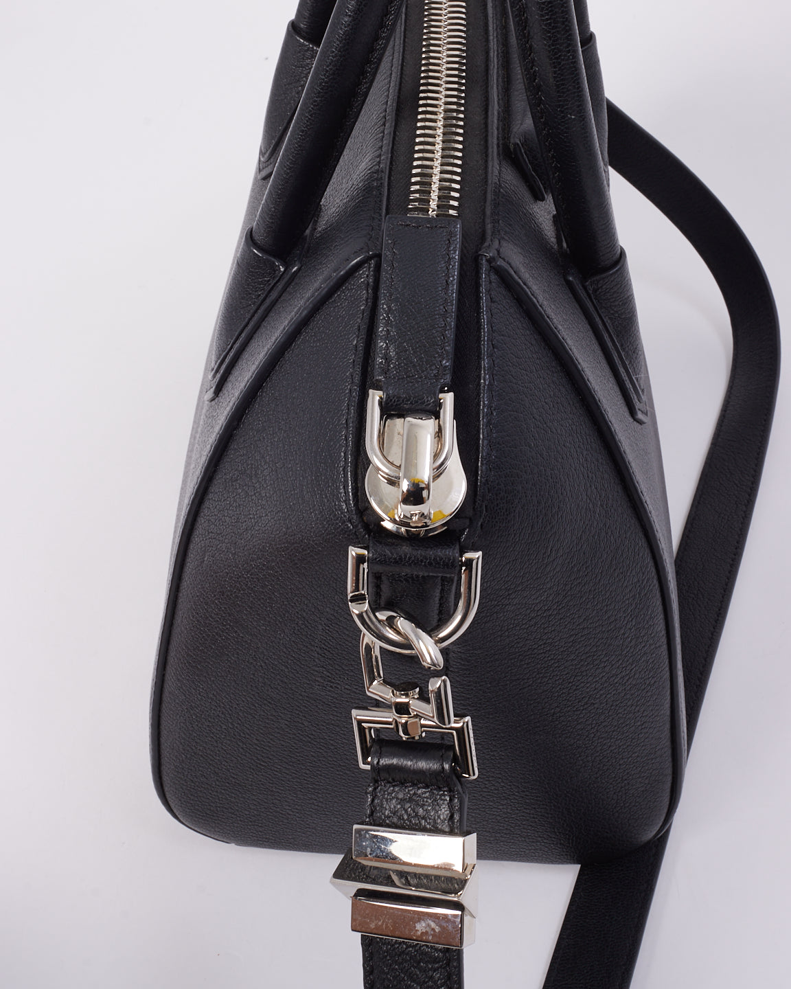 Givenchy Black Leather Antigona Small Tote Bag with Strap