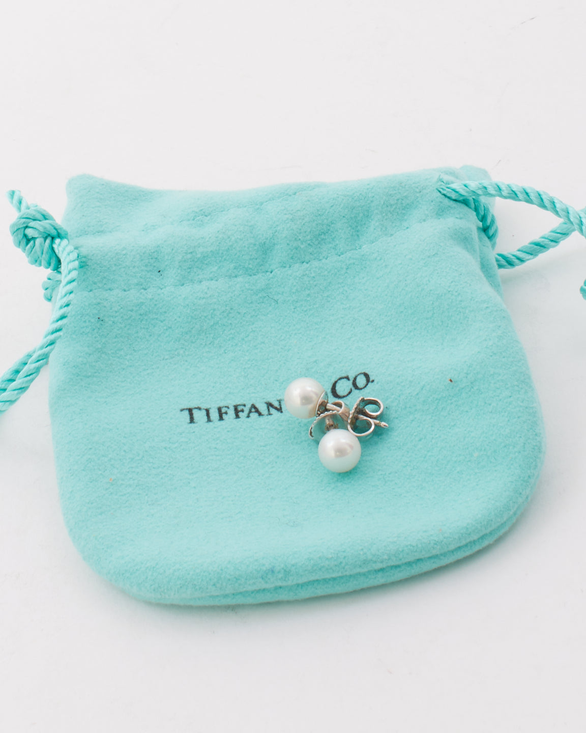 Tiffany 
Co. Signature Pearl Earrings