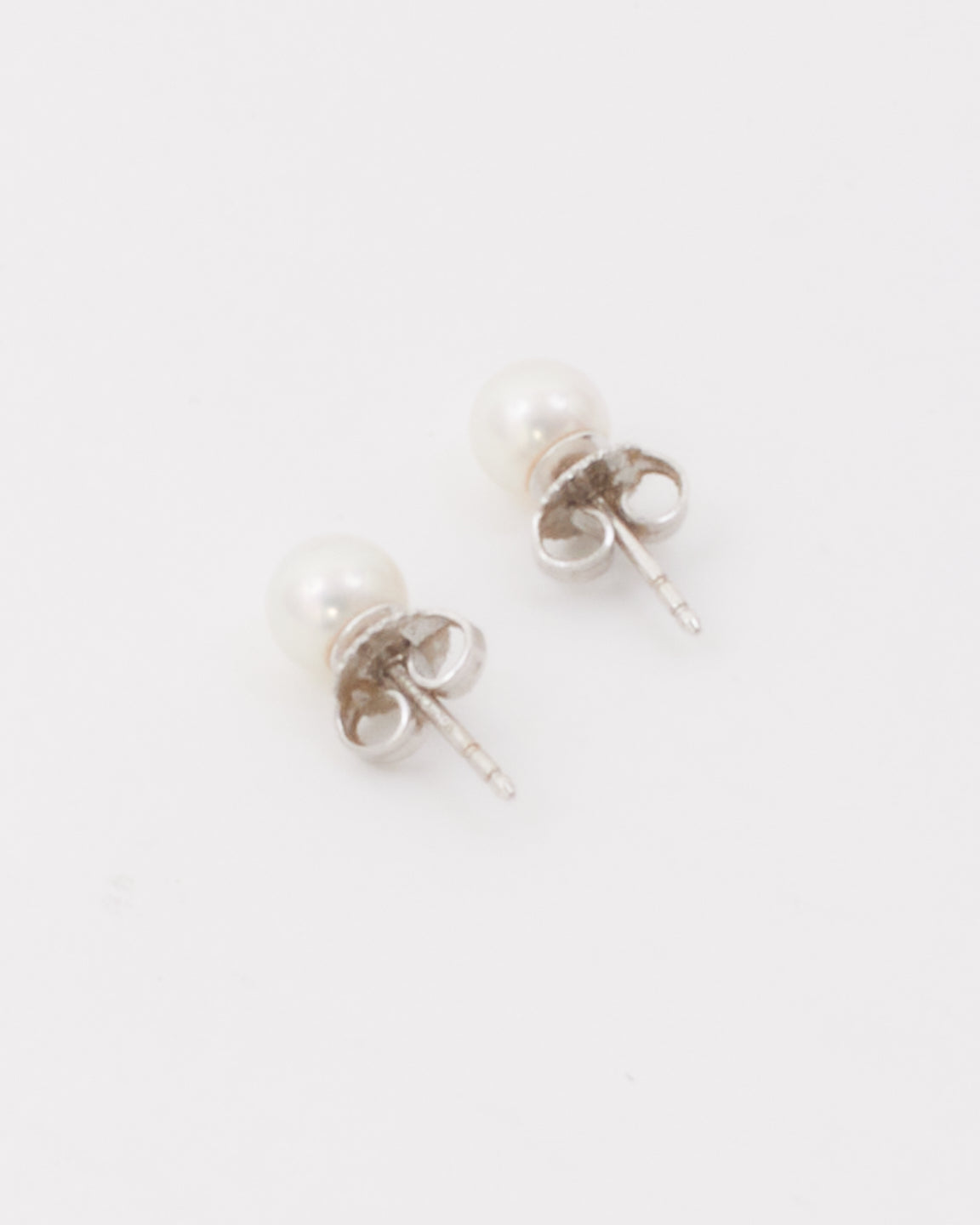 Tiffany 
Co. Signature Pearl Earrings