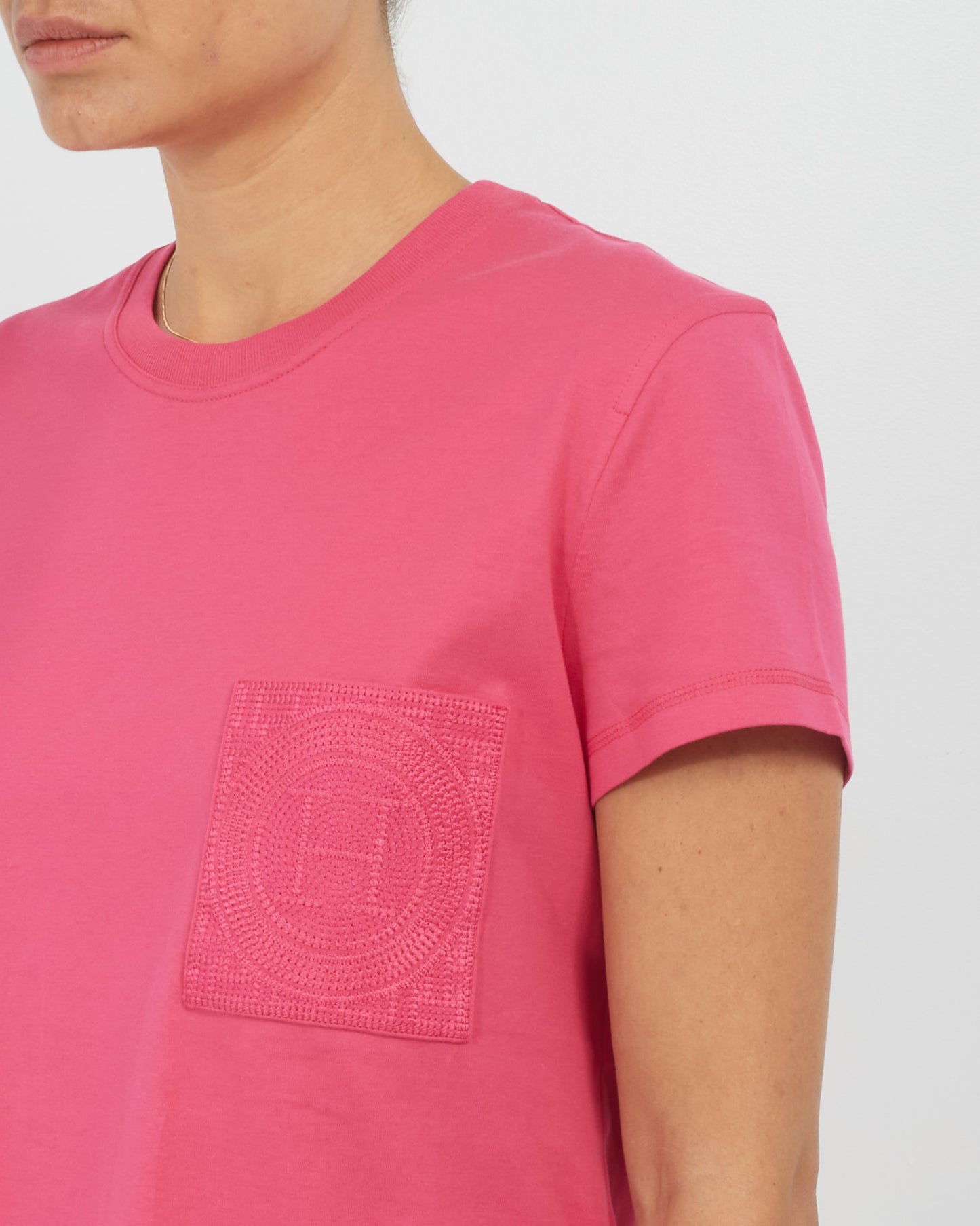 Hermès Pink Cotton Embroidered Pocket Logo T-Shirt - 38