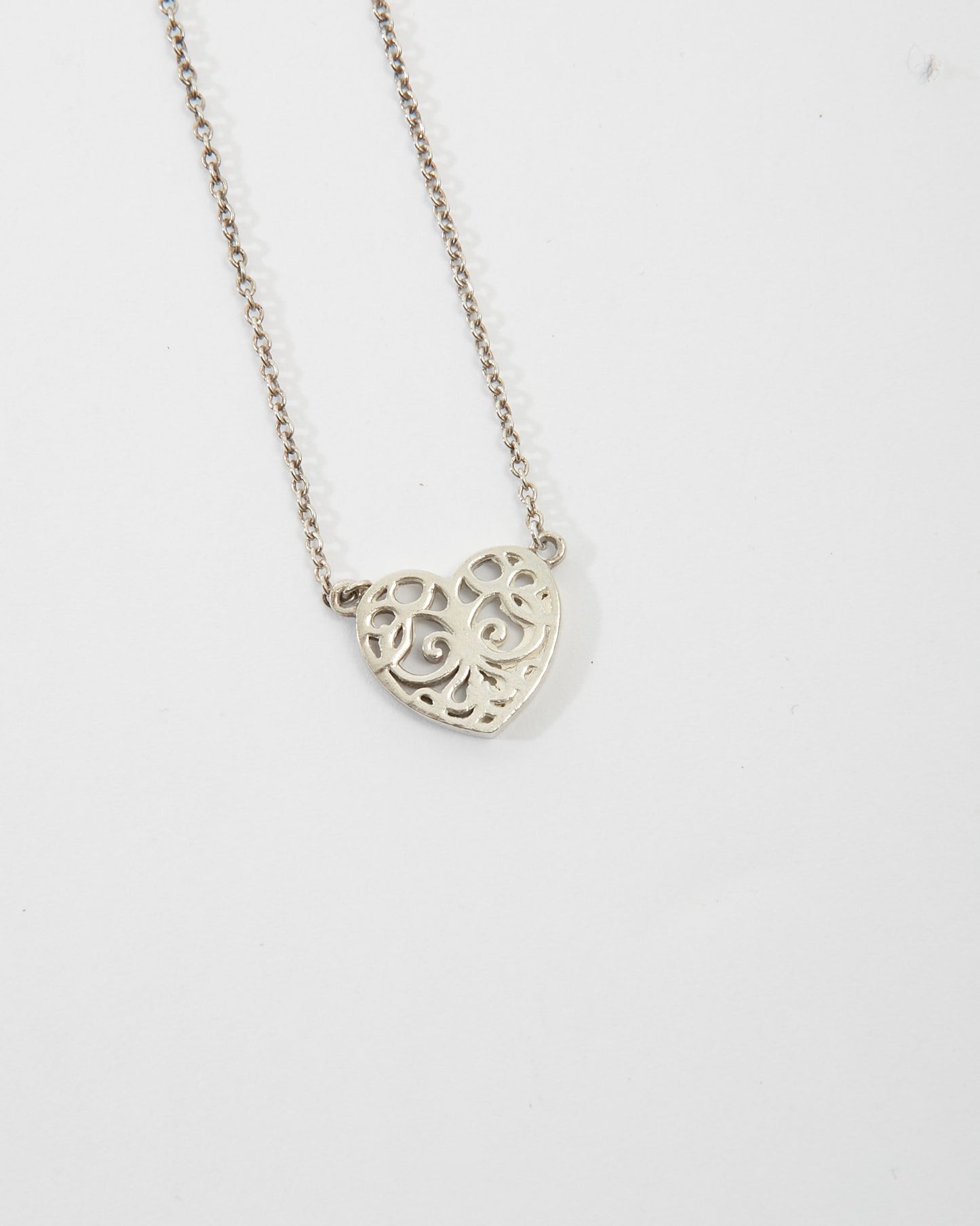 Tiffany 
Co Silver Heart Shape Necklace