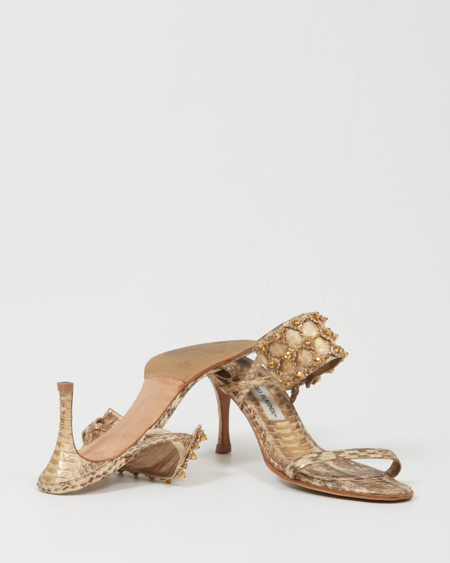 Sandale ornée de cristaux de python doré Manolo Blahnik - 39,5