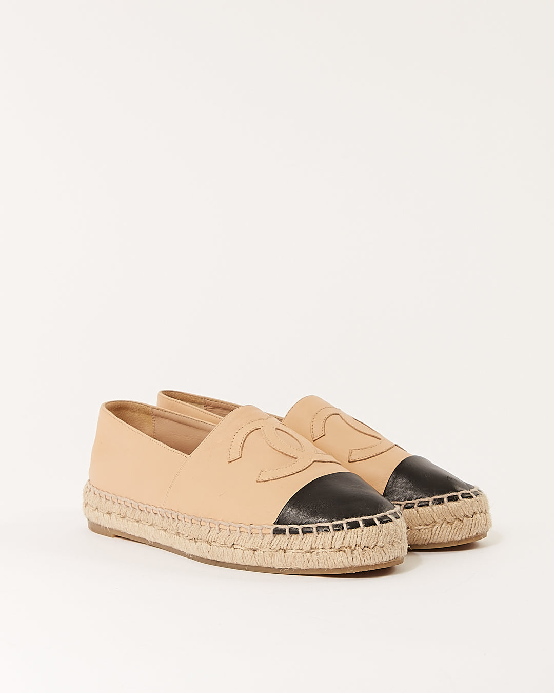 Chanel Beige/Black Leather CC Interlocking Espadrilles -38