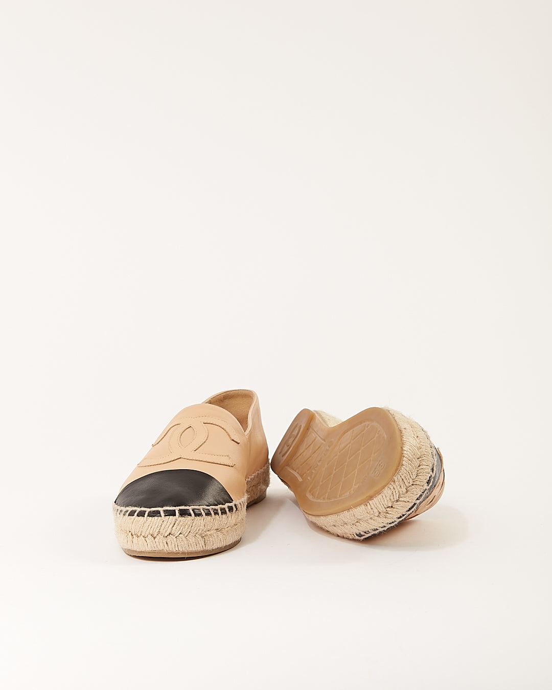 Chanel Beige/Black Leather CC Interlocking Espadrilles -38