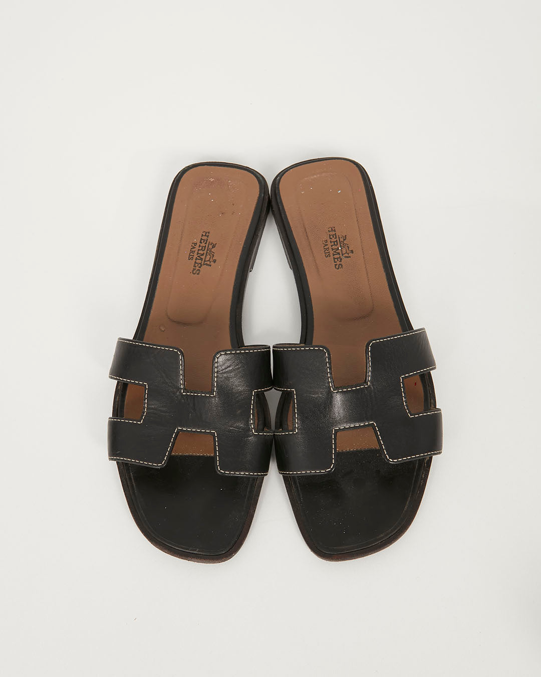 Hermès Black Leather Contrast Stitching Oran Sandals  - 38