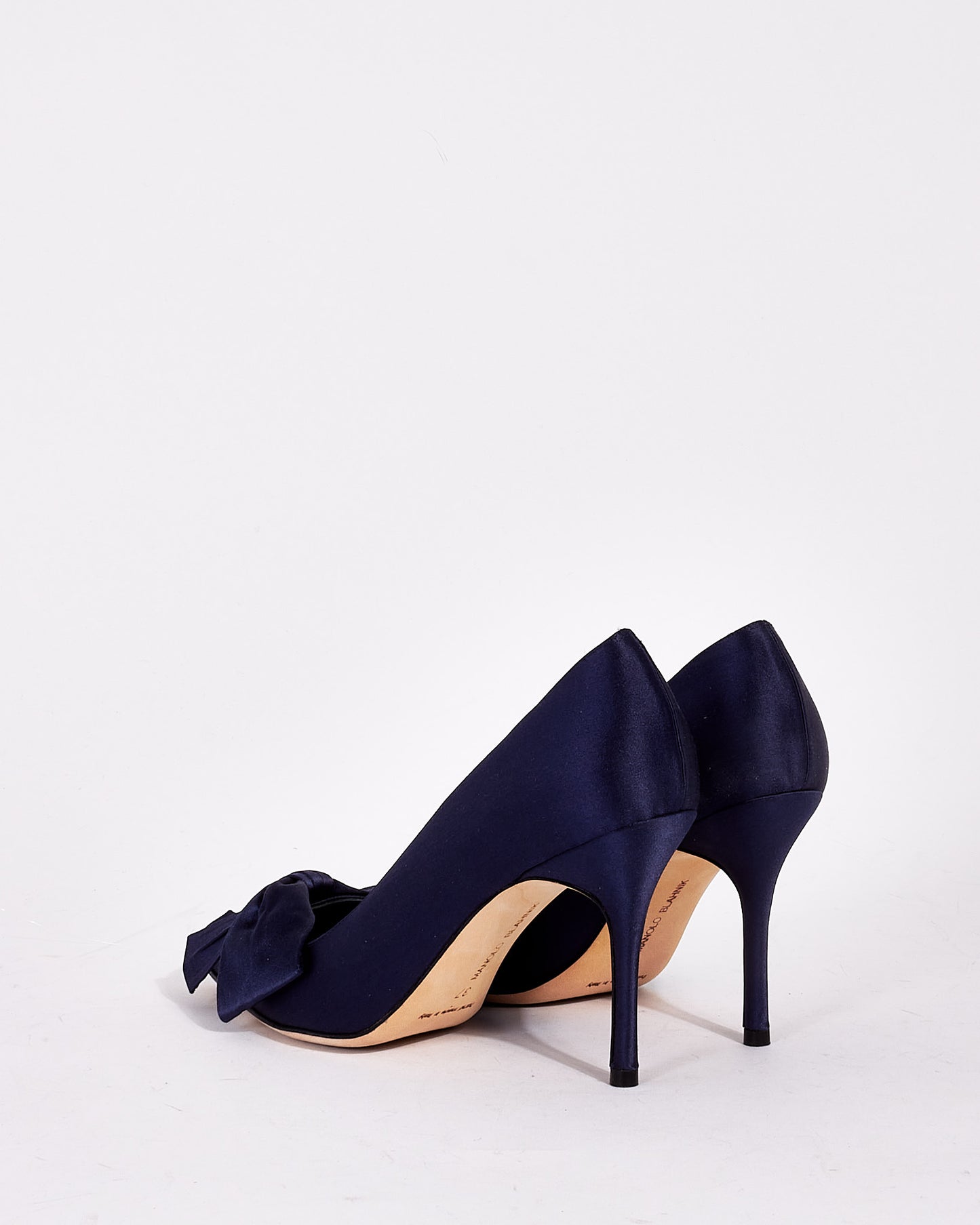 Manolo Blahnik Navy Satin Bow Point Toe Pumps - 37