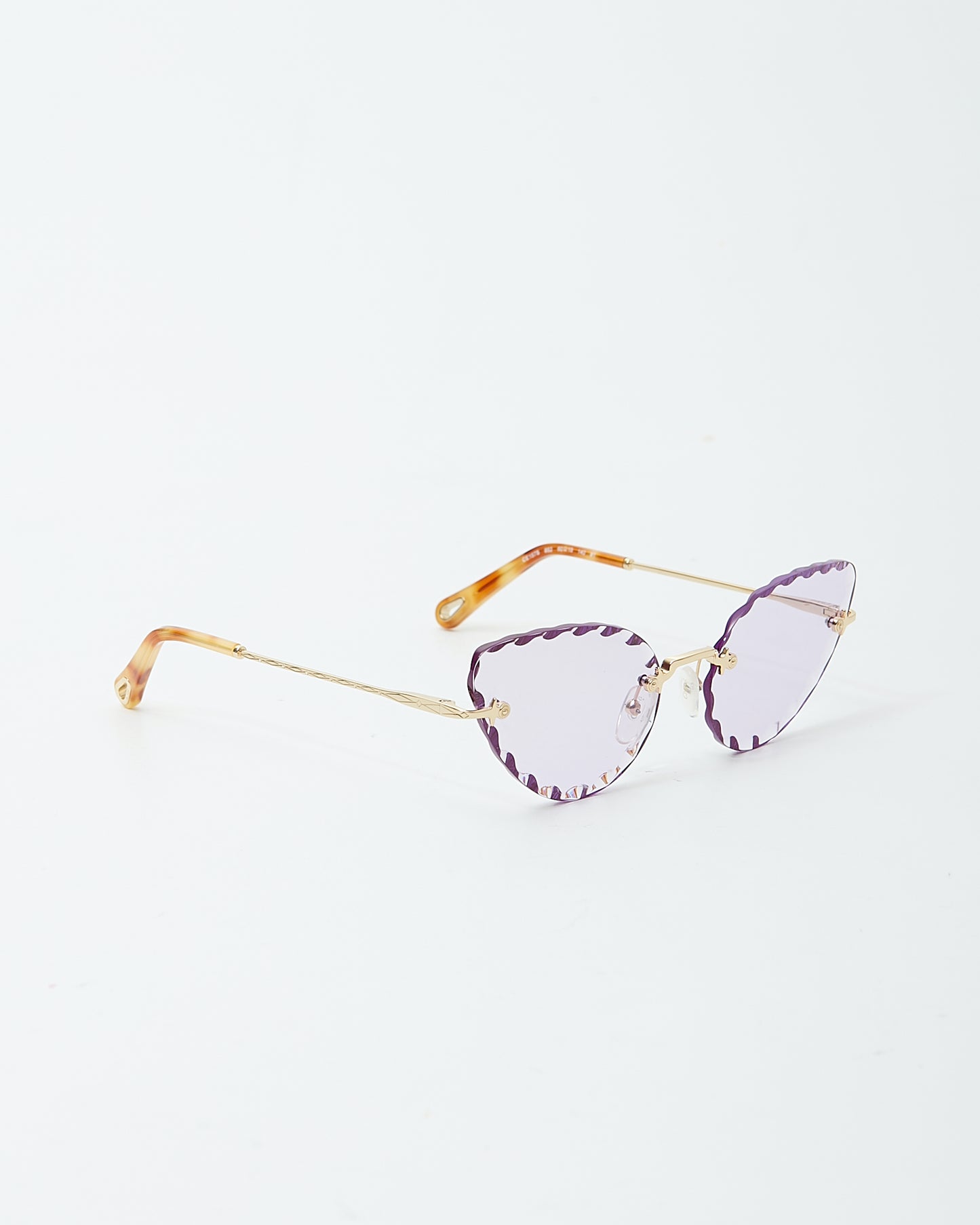 Chloé Lunettes de soleil œil de chat violettes CE157S