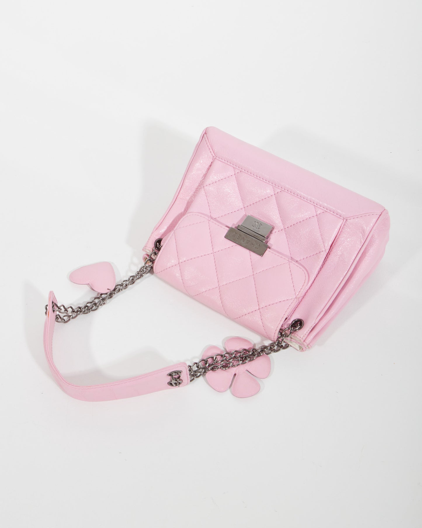 Chanel Pink Crinkled Leather 2003 Flower 
Heart Shoulder Bag