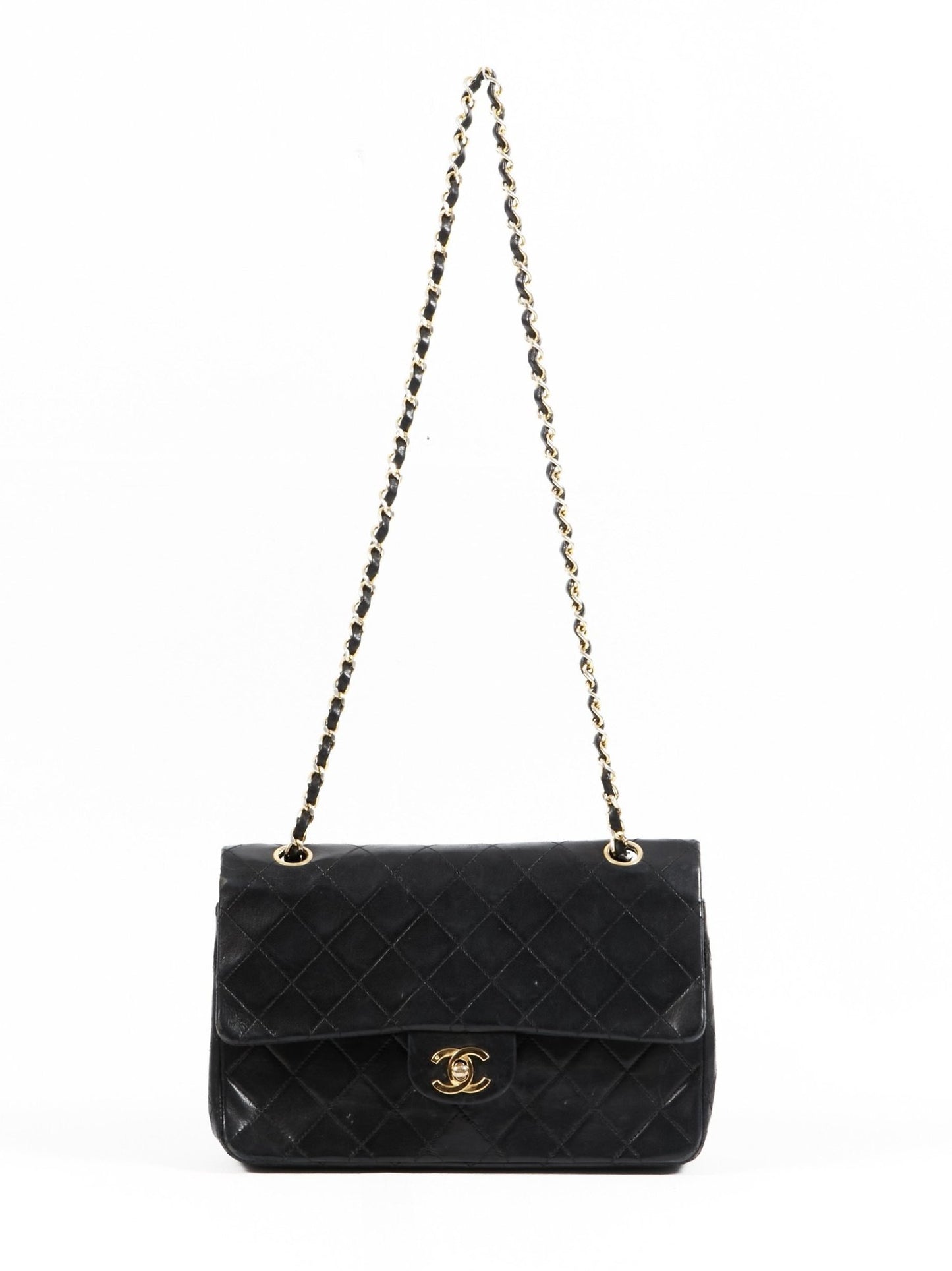 Sac à double rabat classique moyen en cuir d
agneau noir vintage Chanel GHW