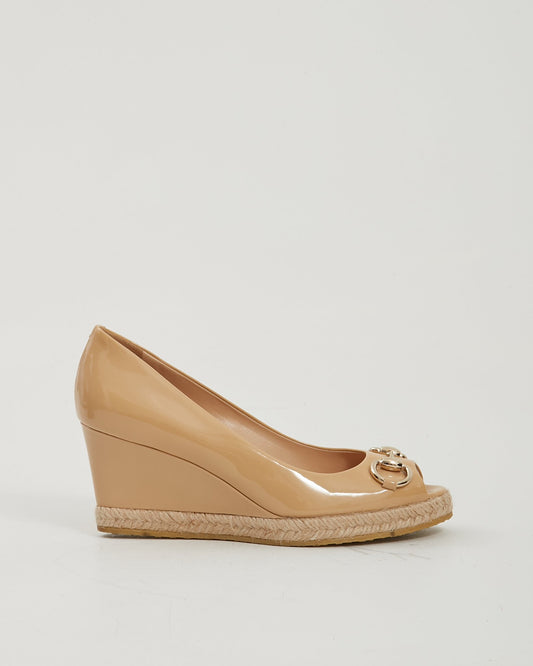 Gucci Beige Patent Leather Horsebit Wedges - 36.5