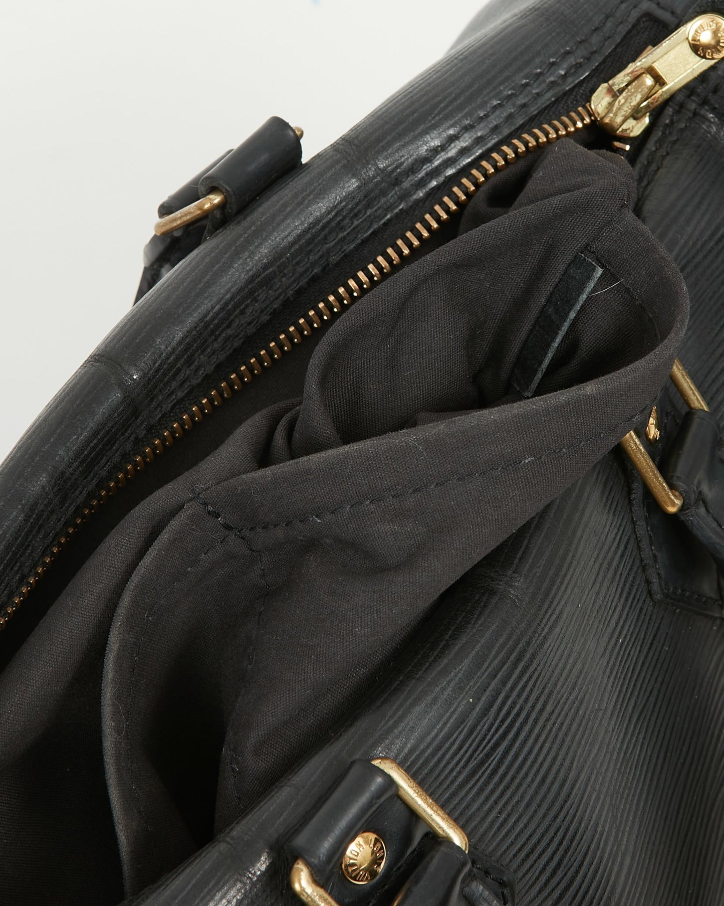 Louis Vuitton Black Epi Leather Speedy 25 Bag