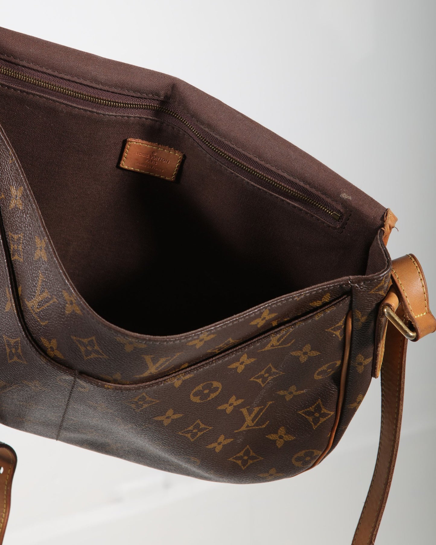 Louis Vuitton Monogram Coated Canvas Ménilmontant GM