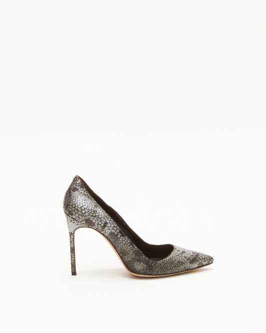 Manolo Blahnik Silver Snake Print Pointed Toe Pumps - 40