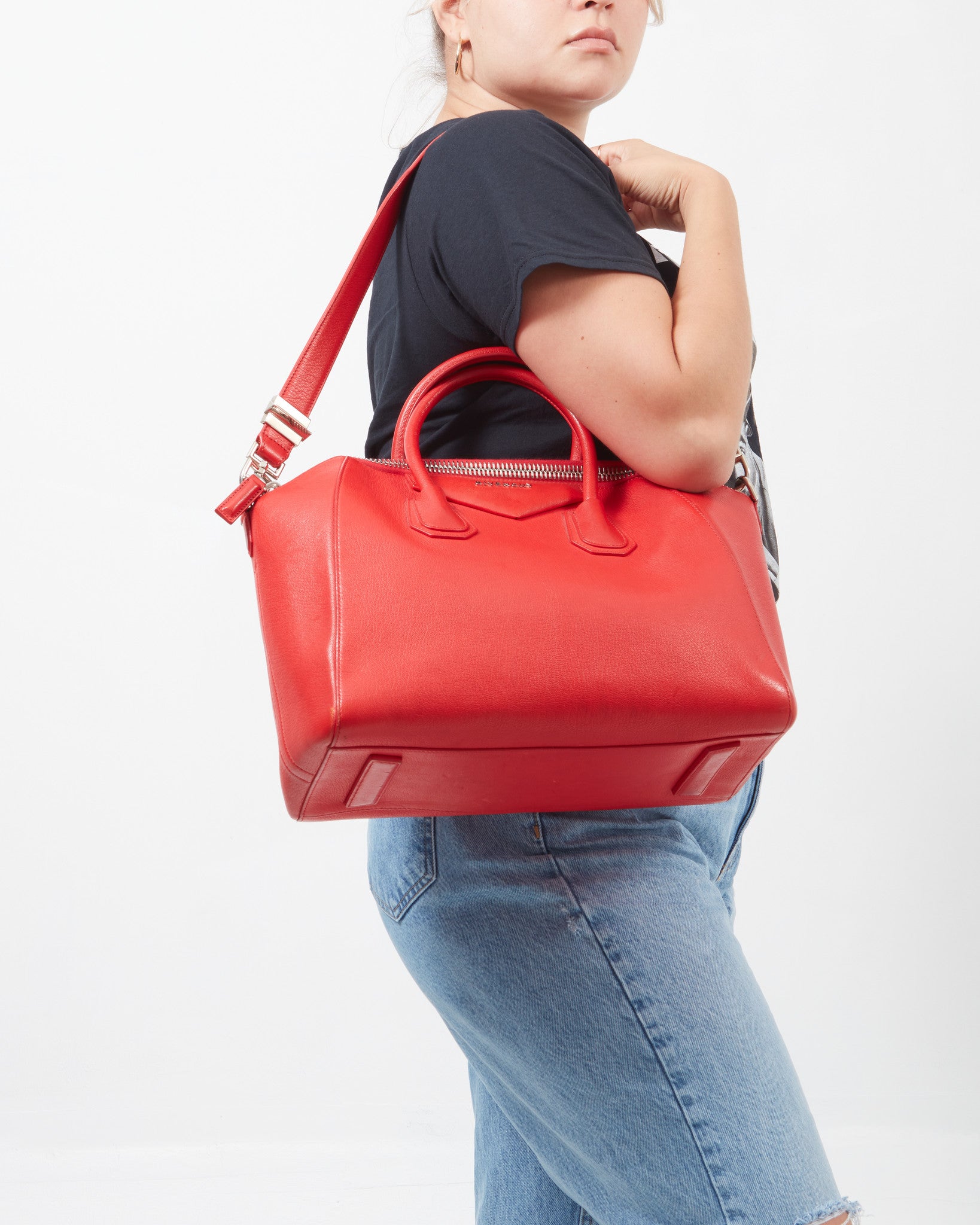 Givenchy Red Grained Leather Large Antigona Bag