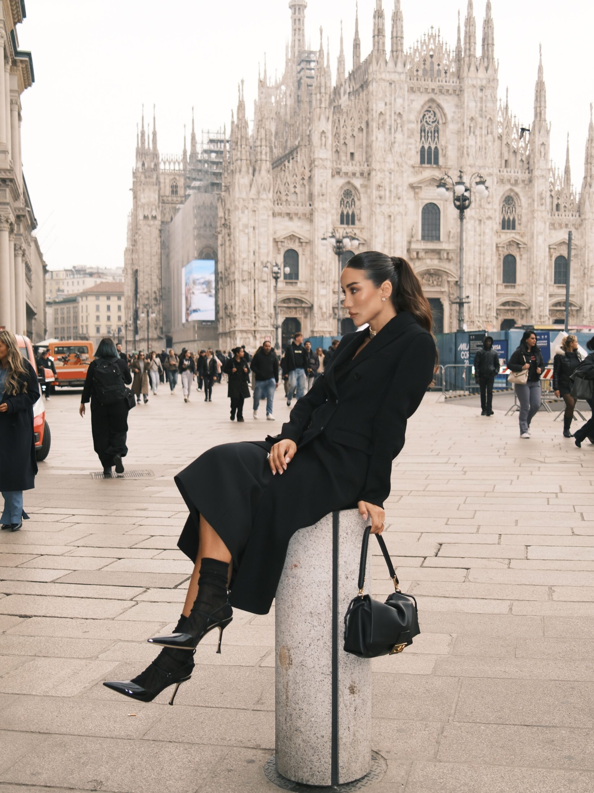 milan-fashion-week-aw26-outfits